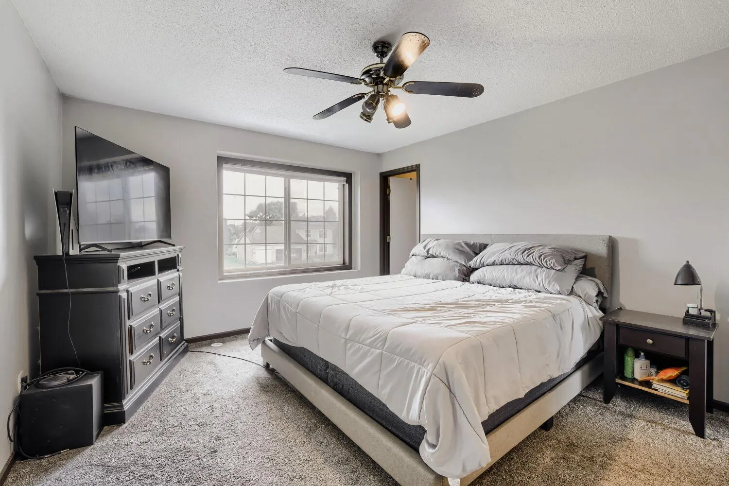 Photo 15 of 15663 Finch Avenue