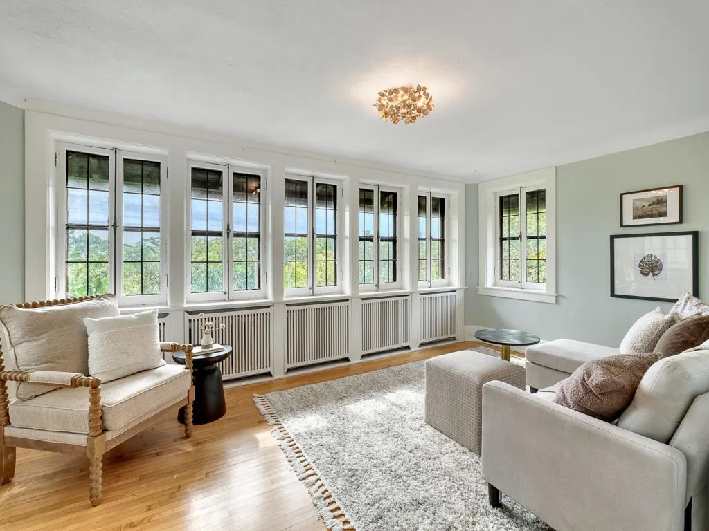 Photo 15 of 754 Linwood Avenue