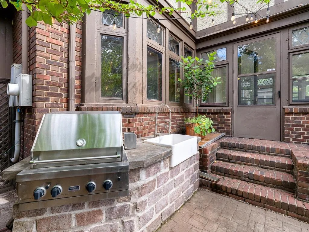 Photo 26 of 754 Linwood Avenue