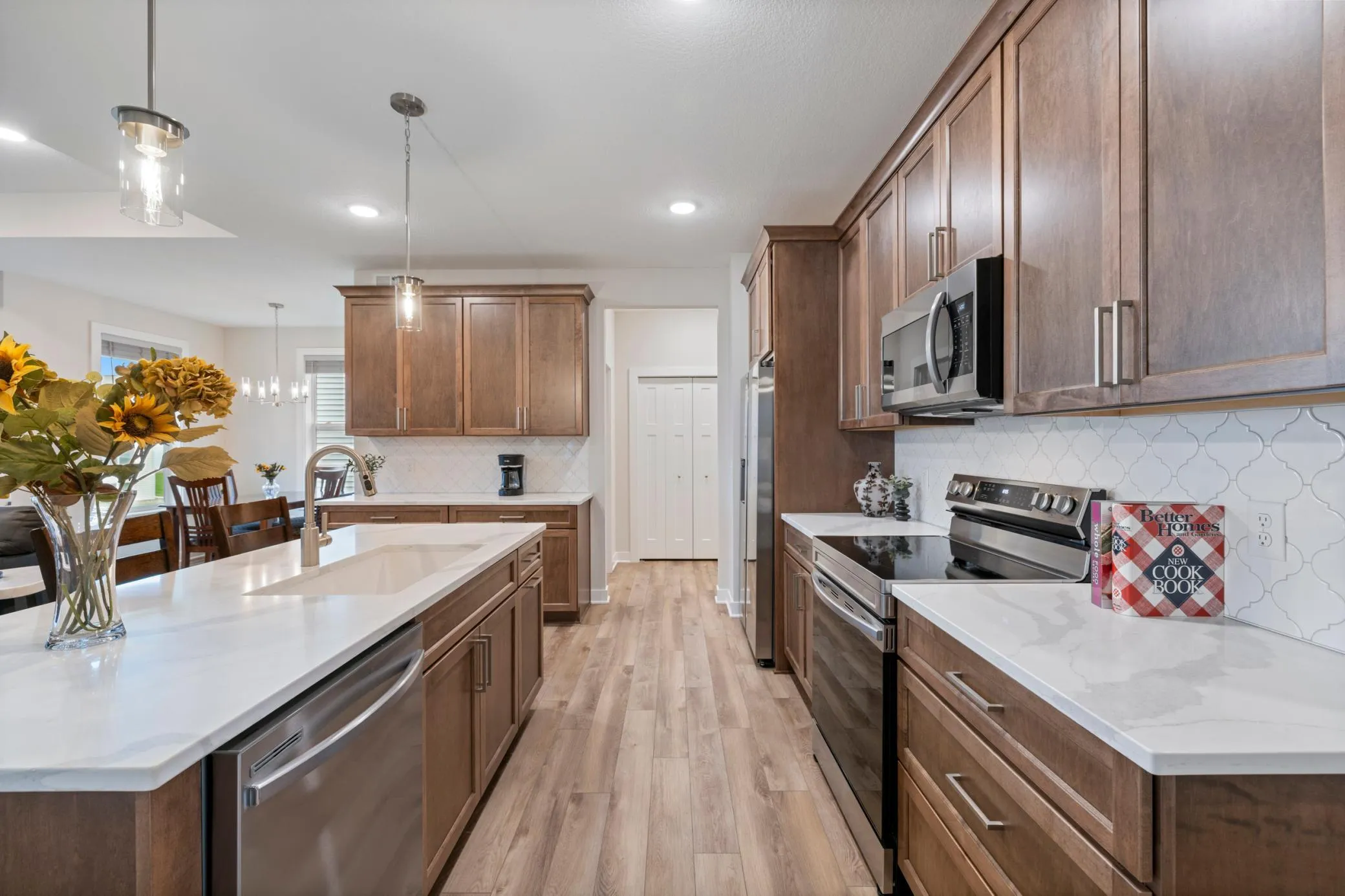 Photo 3 of 4873 127th Ne Circle