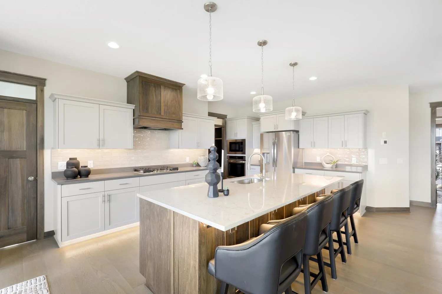 Photo 13 of 10507 6th Street Ne