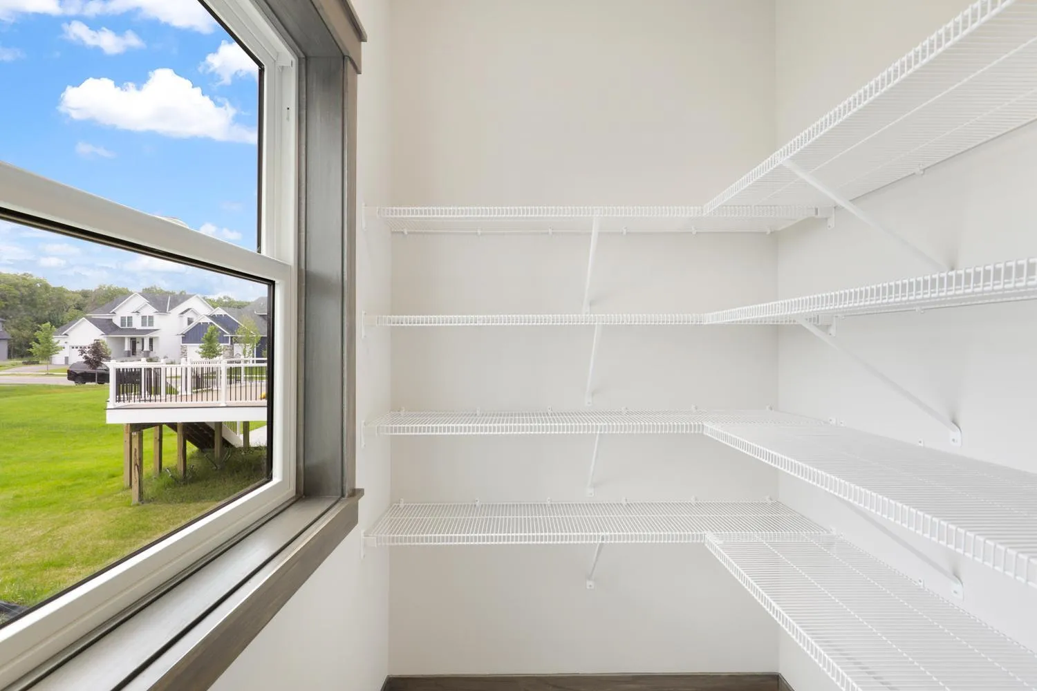 Photo 20 of 10507 6th Street Ne