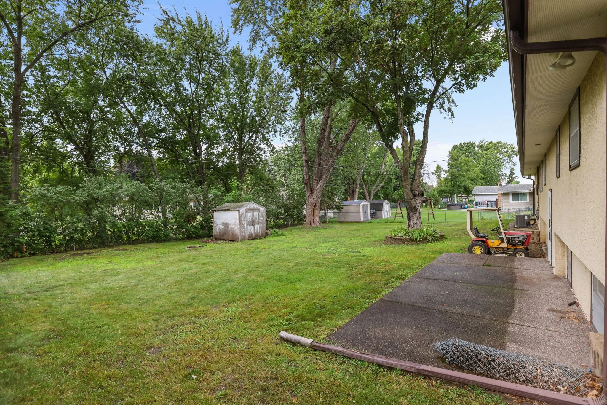 Photo 33 of 21609 Ahlstrom Avenue