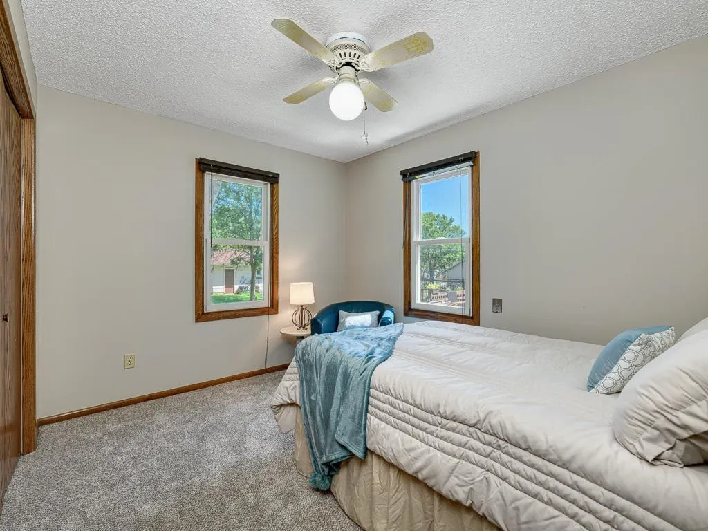 Photo 10 of 417 S Elm Street