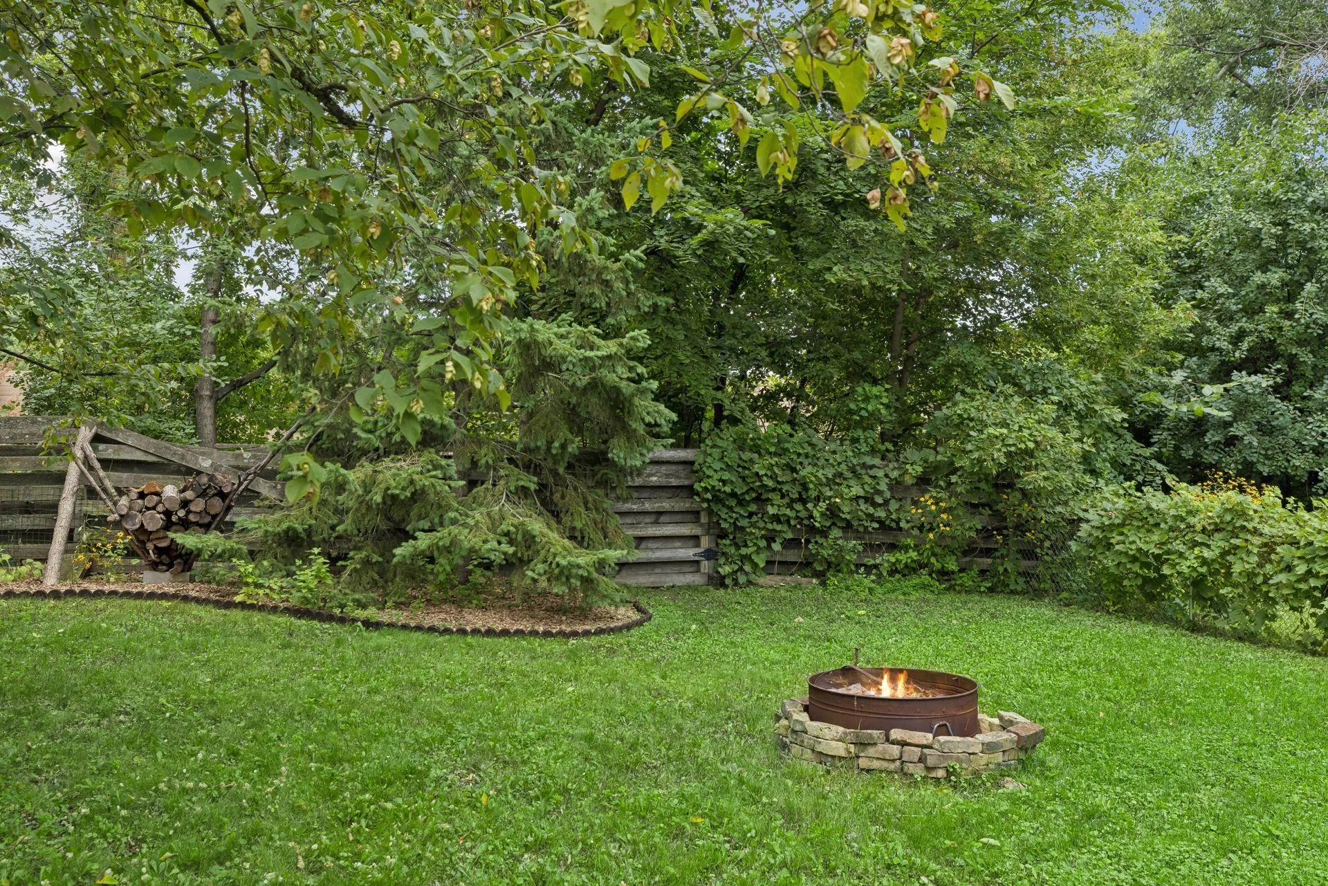 Photo 18 of 245 Glenmoor Lane