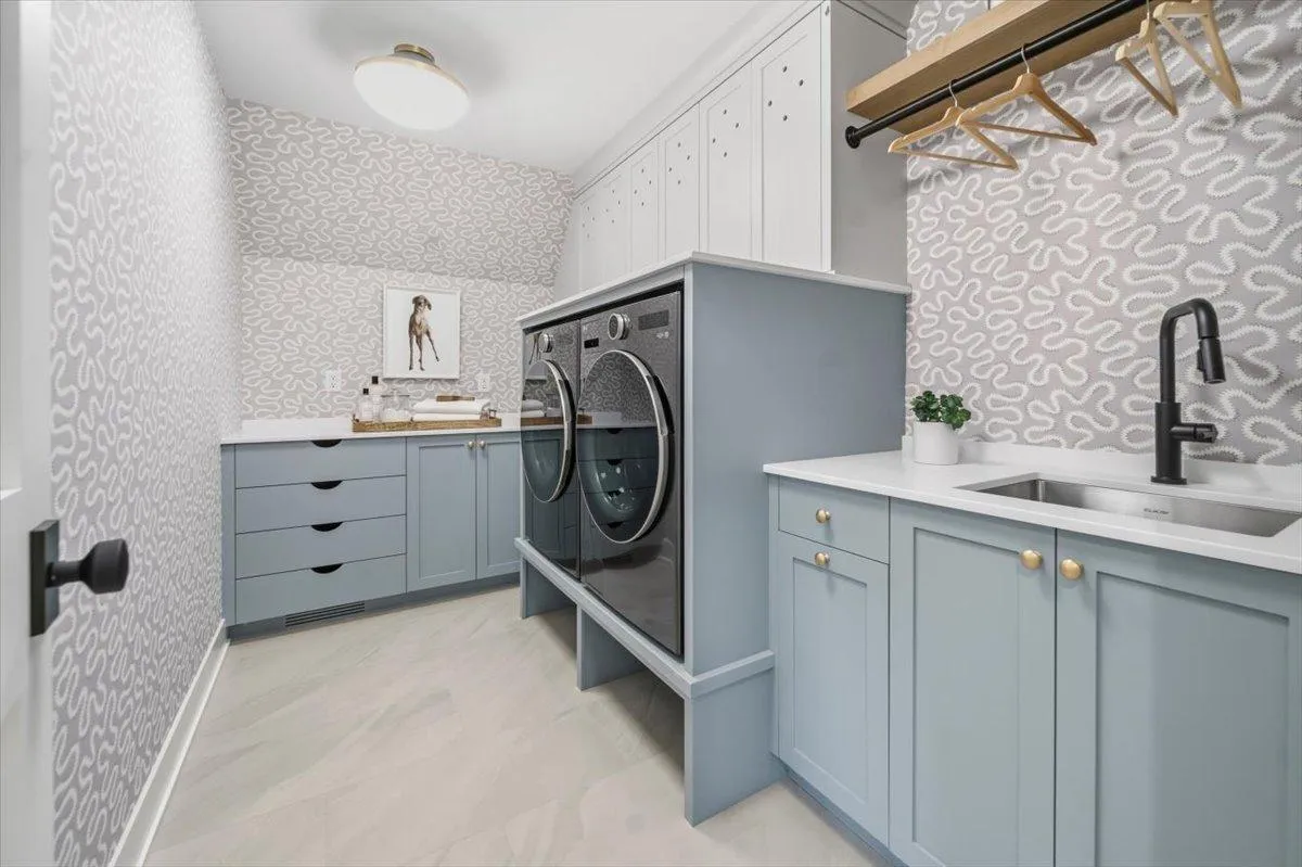Photo 32 of 85 Brentwood Avenue