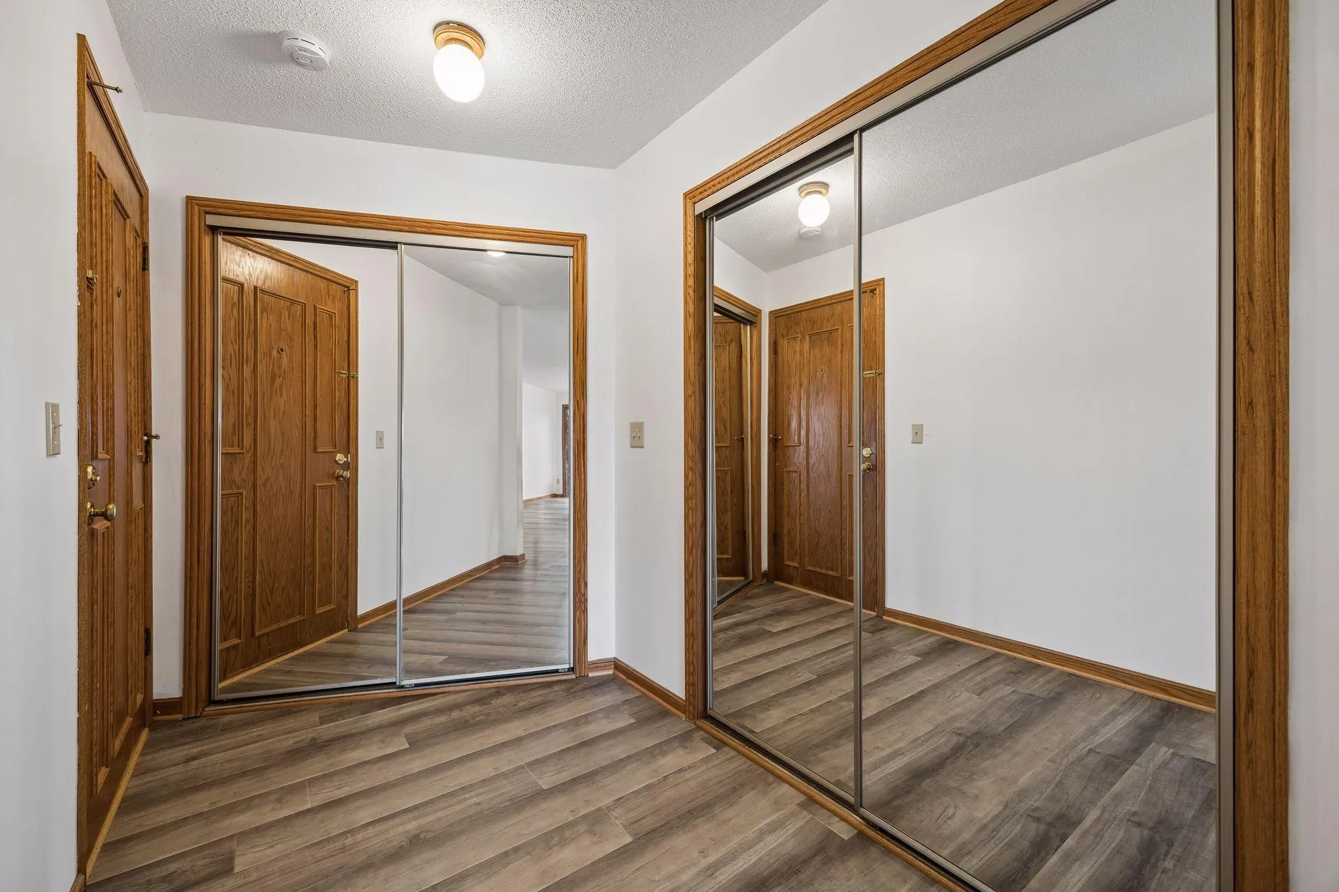 Photo 23 of 2400 Interlachen Road Unit 119
