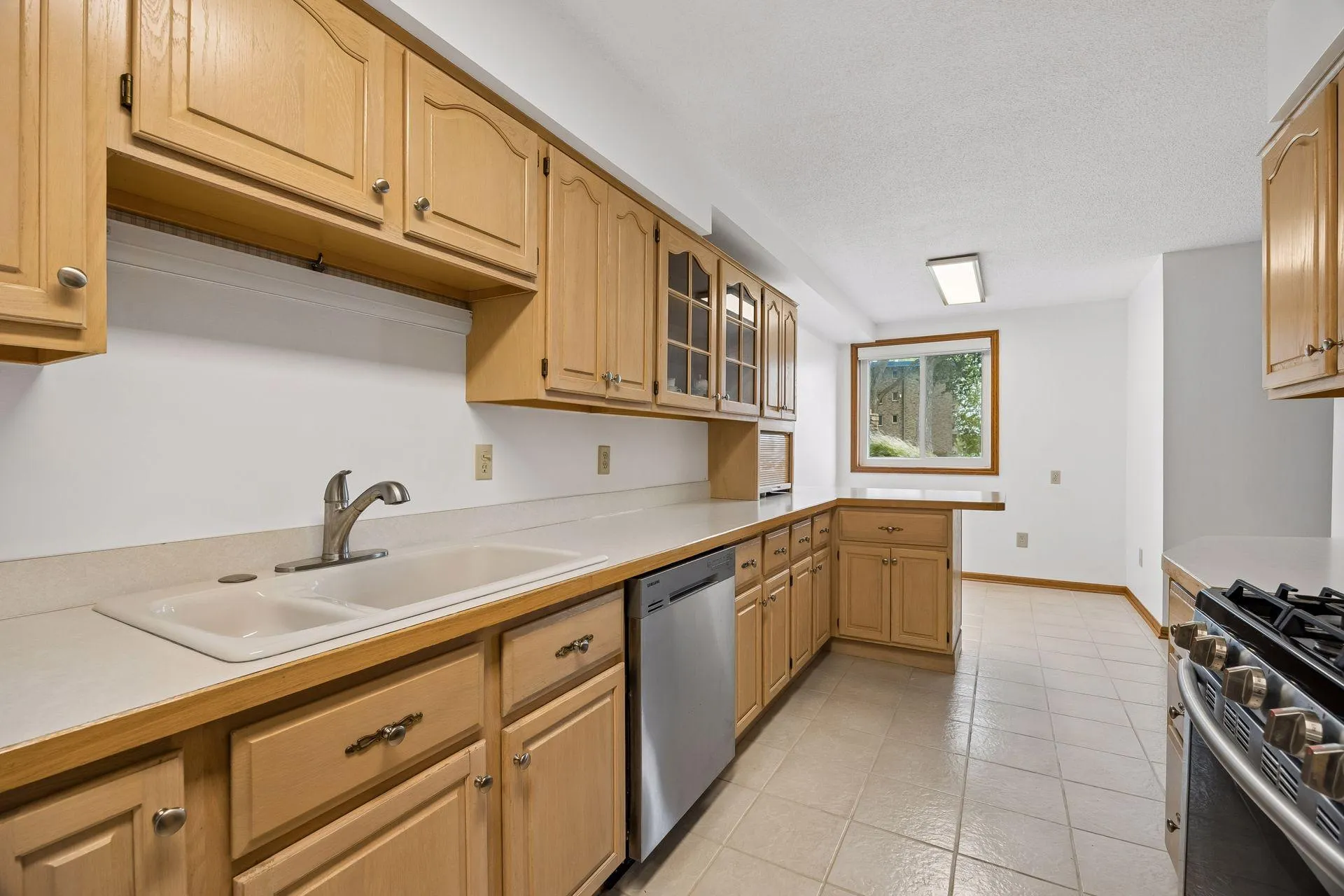 Photo 17 of 2400 Interlachen Road Unit 119