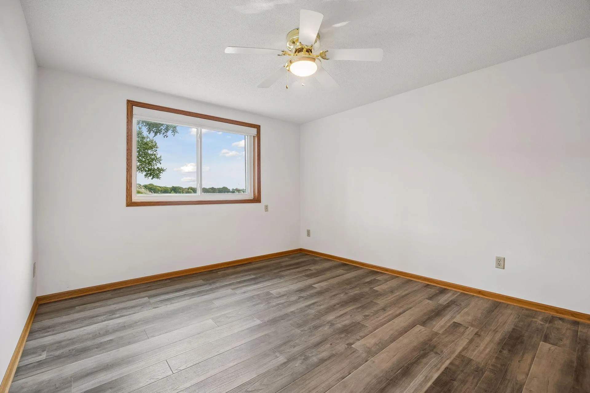 Photo 19 of 2400 Interlachen Road Unit 119
