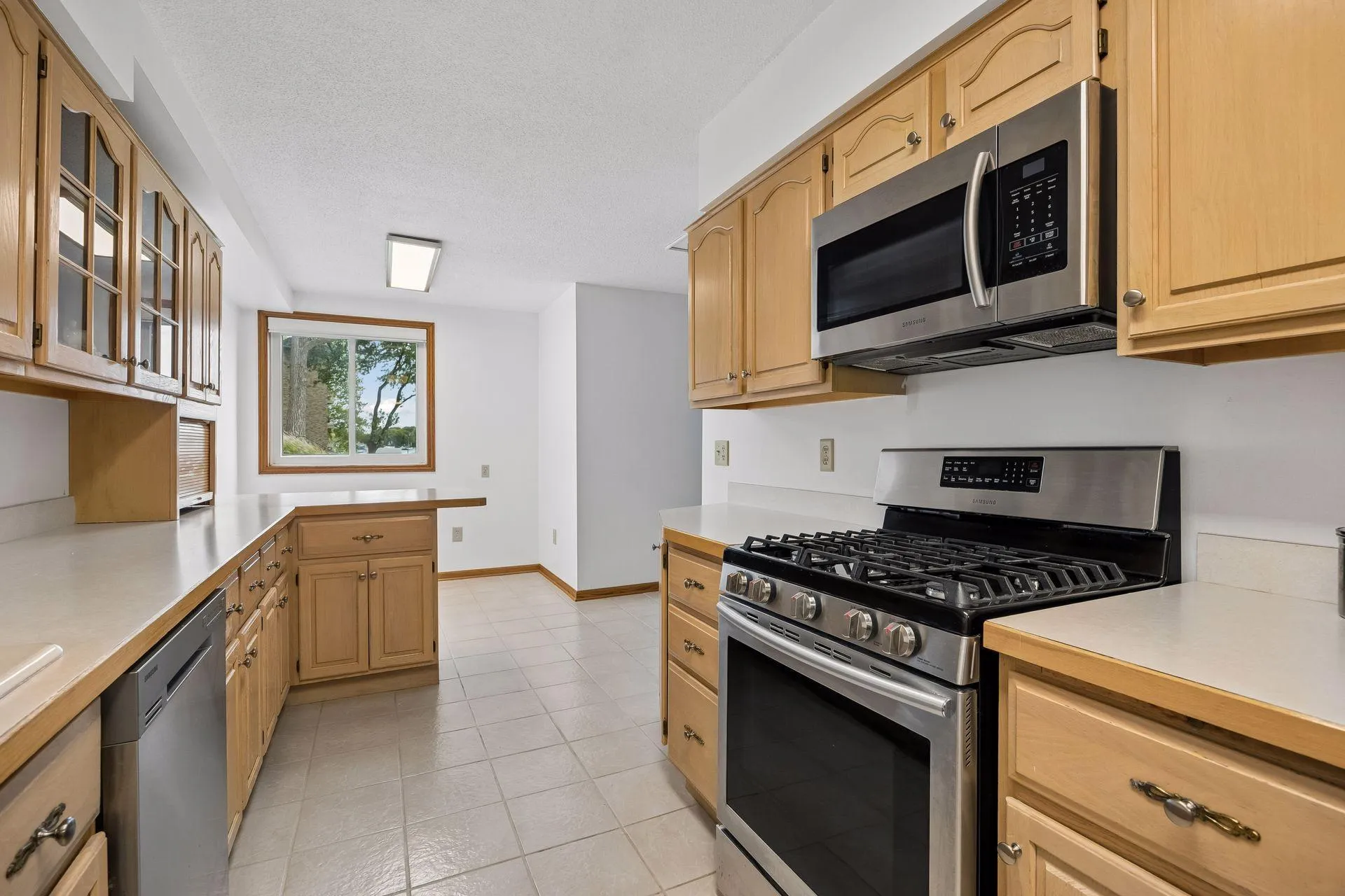Photo 13 of 2400 Interlachen Road Unit 119