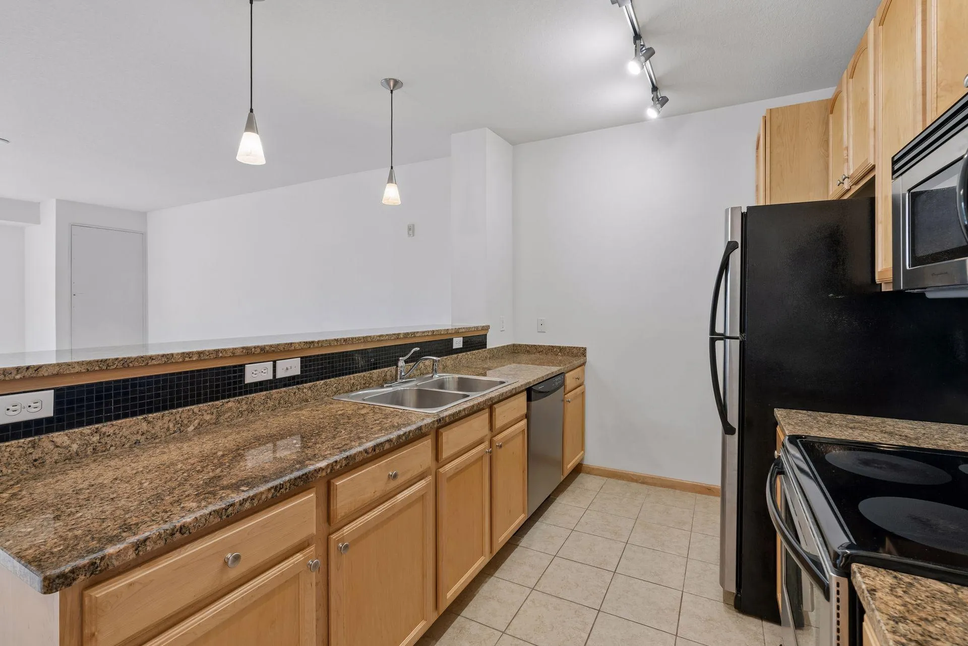 Photo 10 of 7600 Lyndale S Avenue Unit 204
