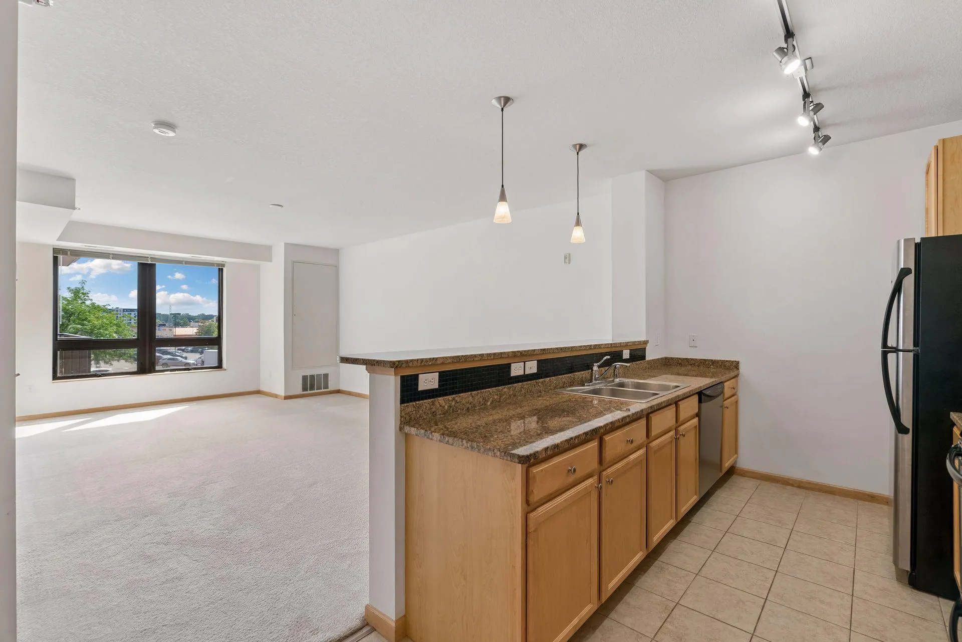 Photo 2 of 7600 Lyndale S Avenue Unit 204