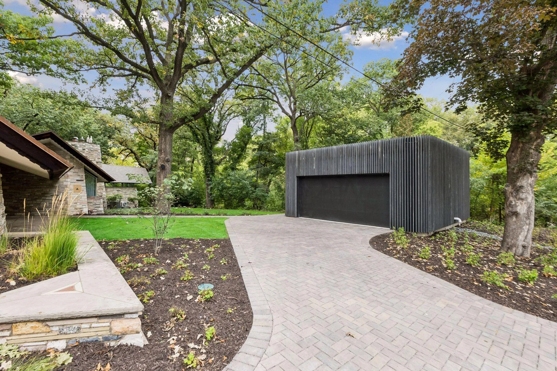 Photo 31 of 2801 Burnham Boulevard