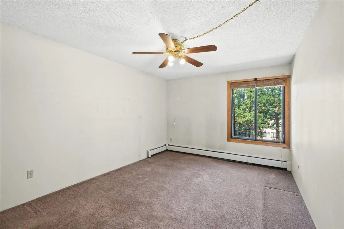Photo 16 of 3421 Kent Street Unit 601