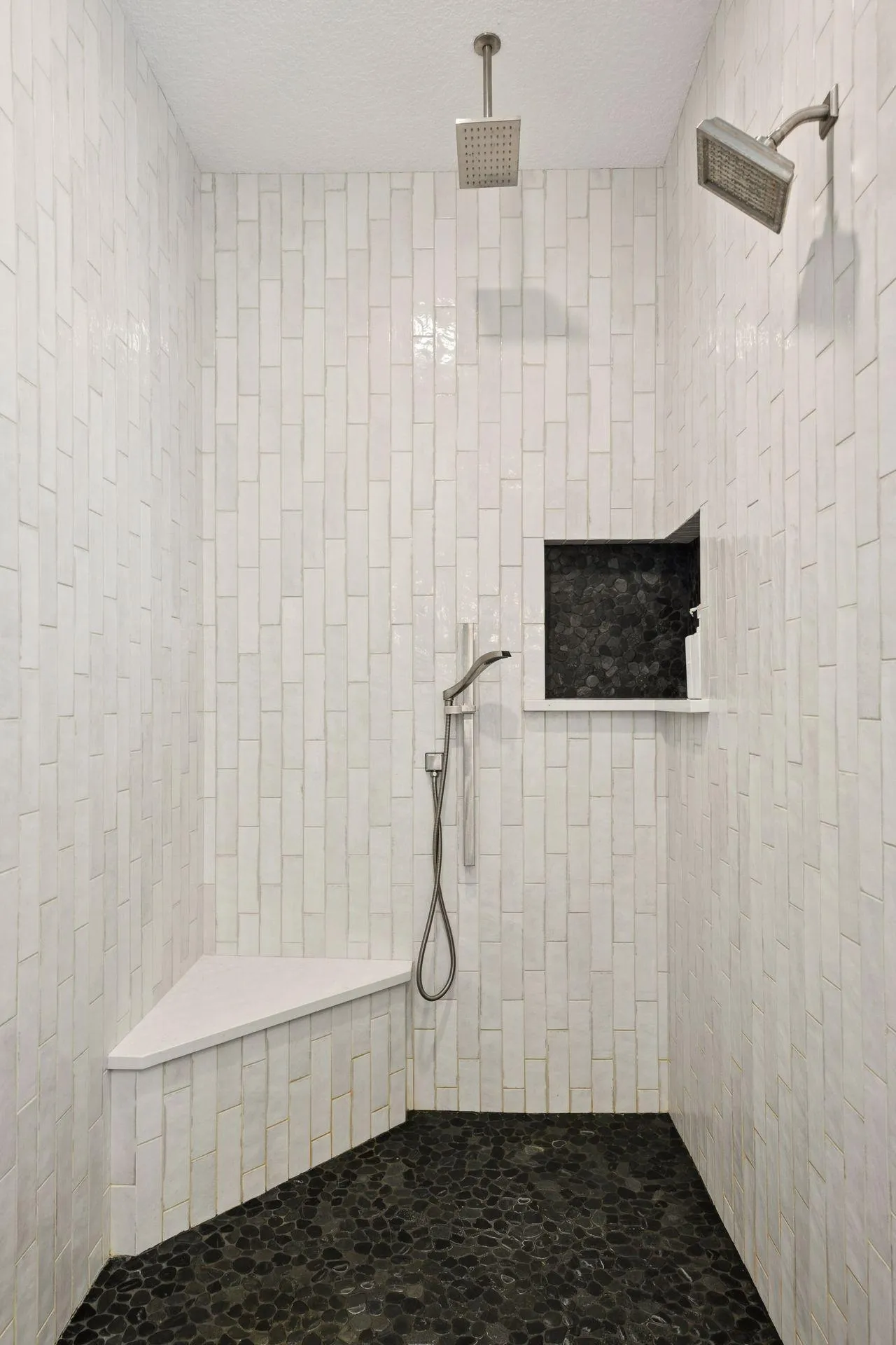 Photo 18 of 20565 Linden Road