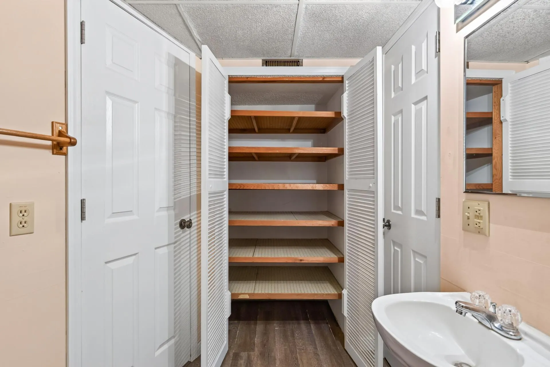 Photo 51 of 13282 Andrews Avenue