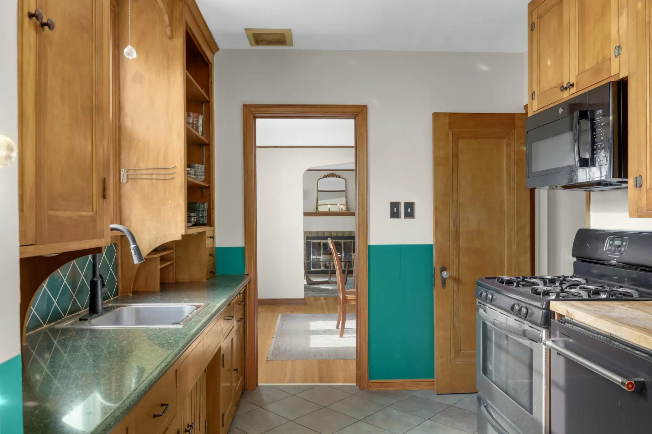 Photo 8 of 5717 10th S Avenue