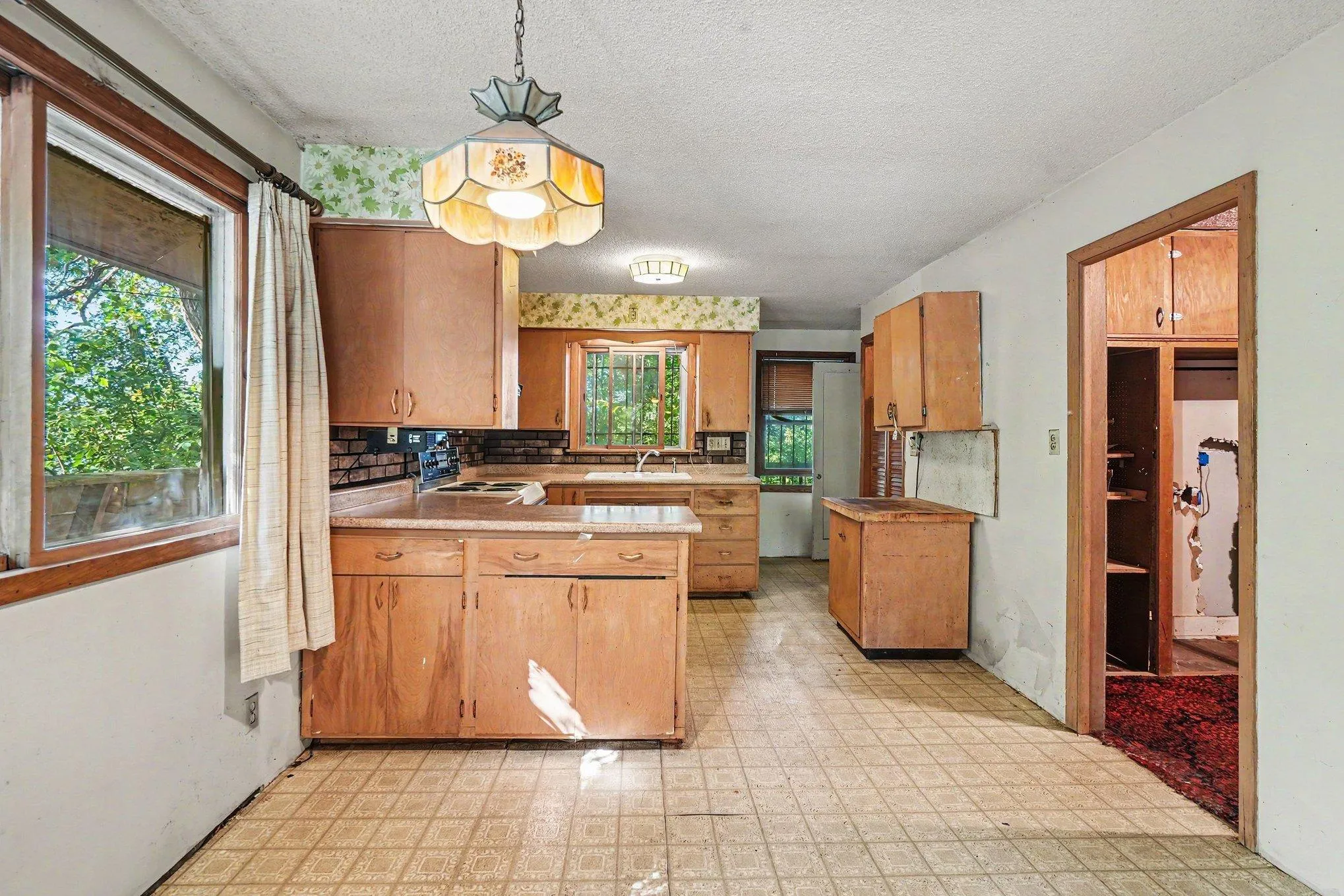 Photo 11 of 1101 Goose Lake Road