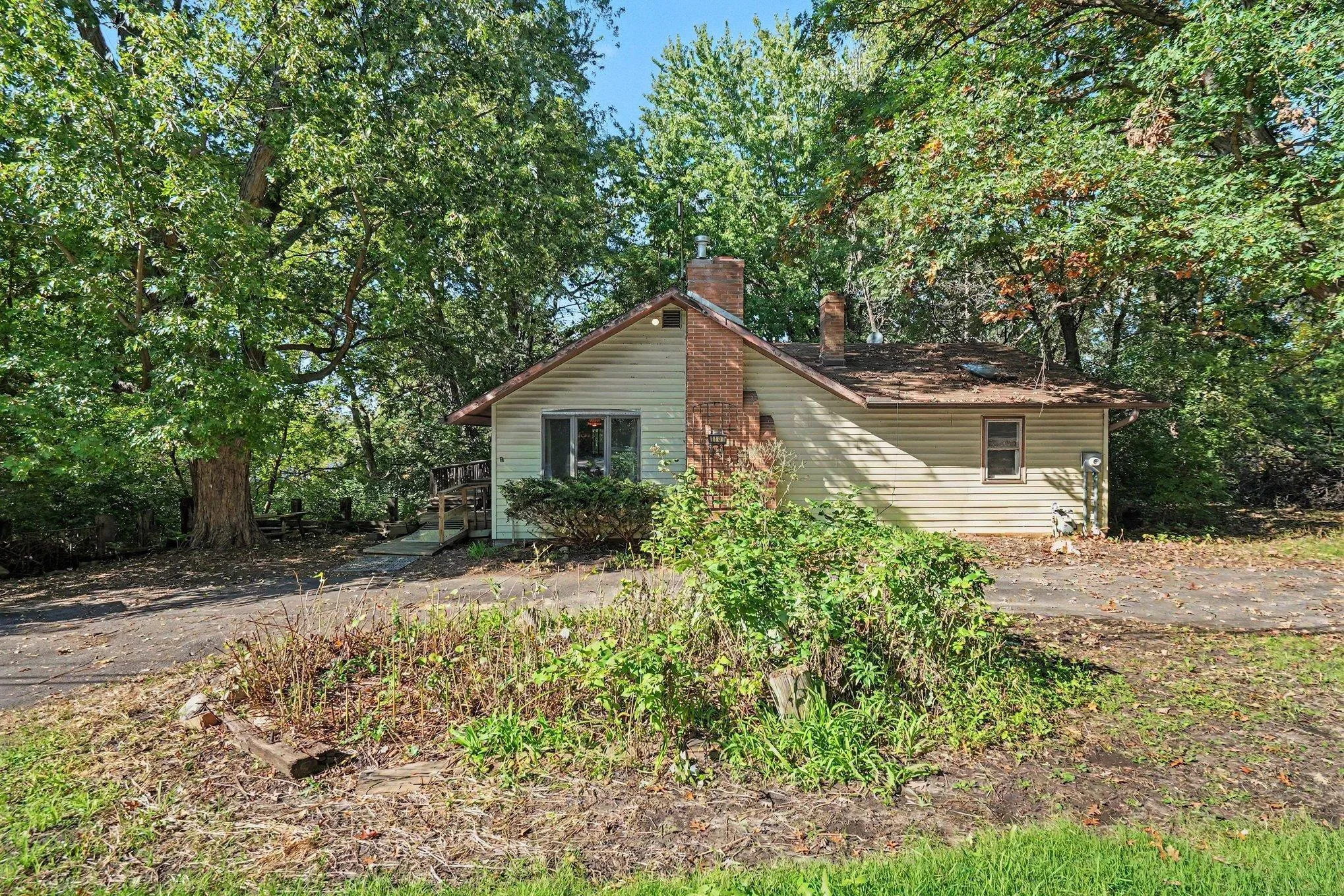Photo 17 of 1101 Goose Lake Road