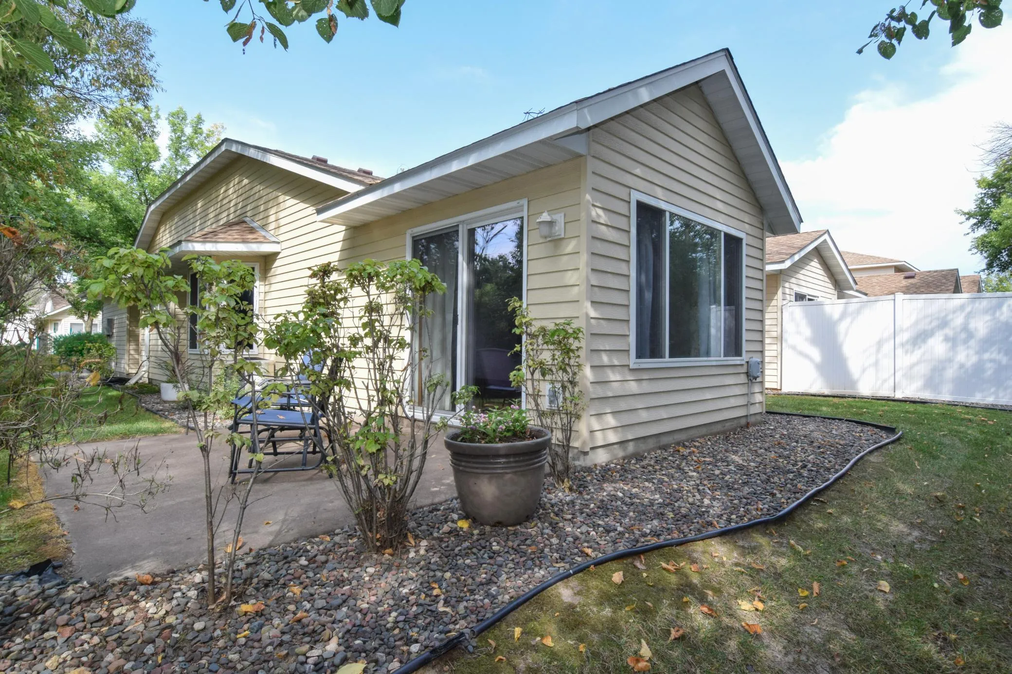 Photo 3 of 1010 18th Se Avenue
