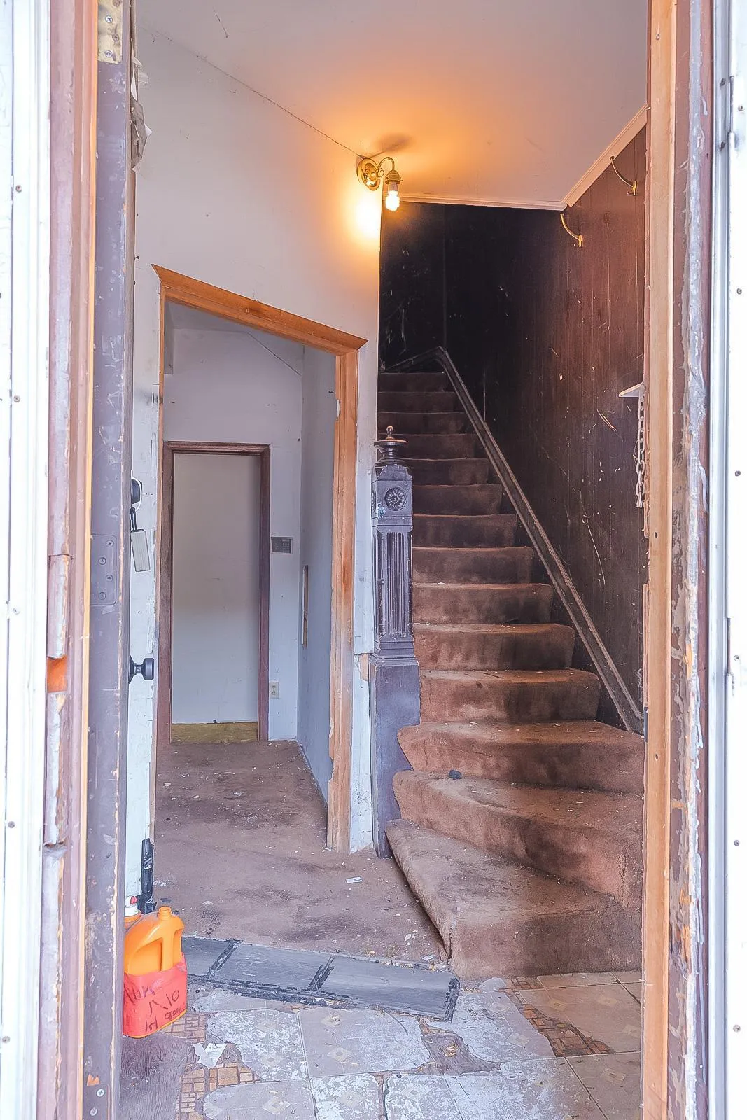 Photo 10 of 677 Sims Avenue