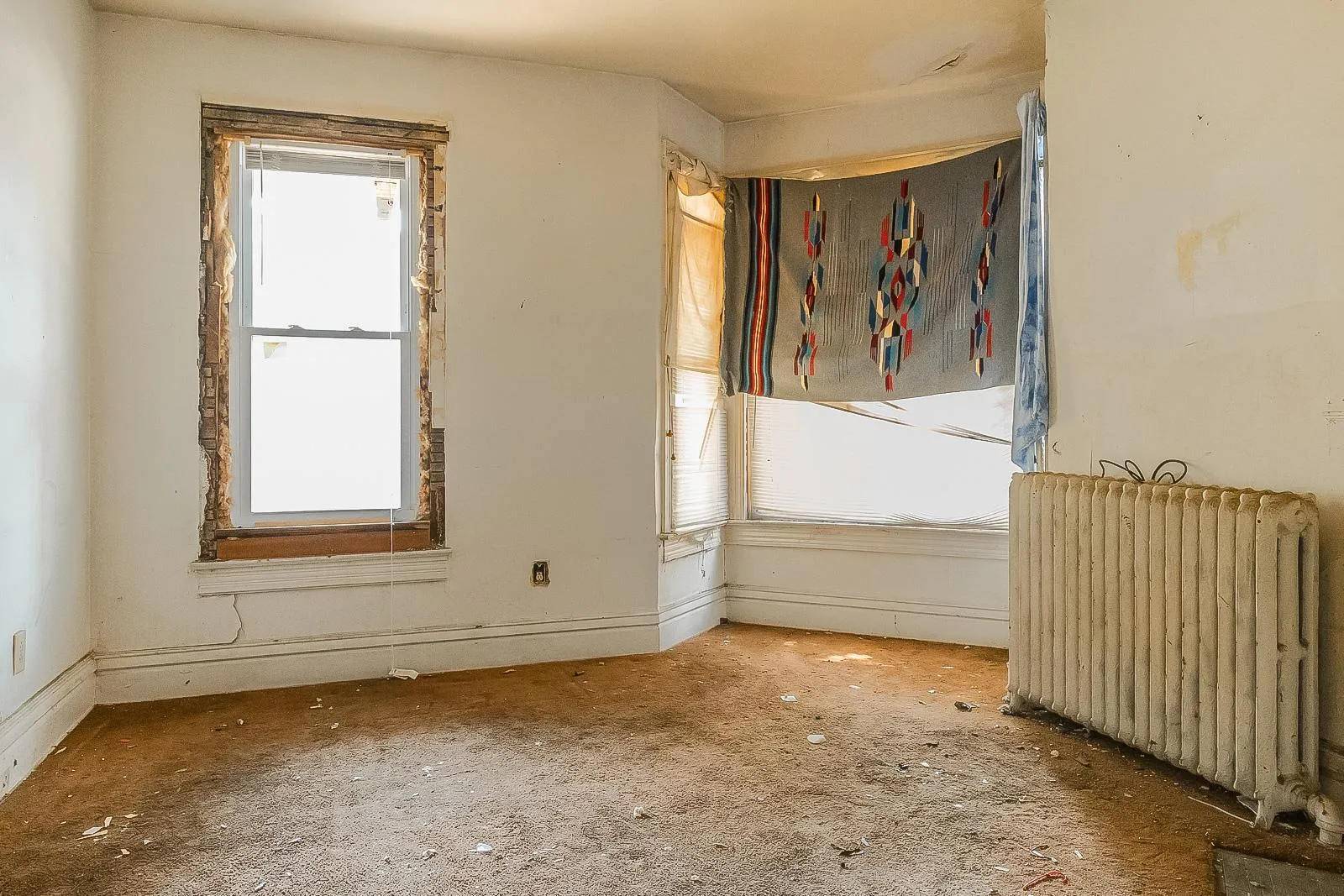 Photo 15 of 677 Sims Avenue