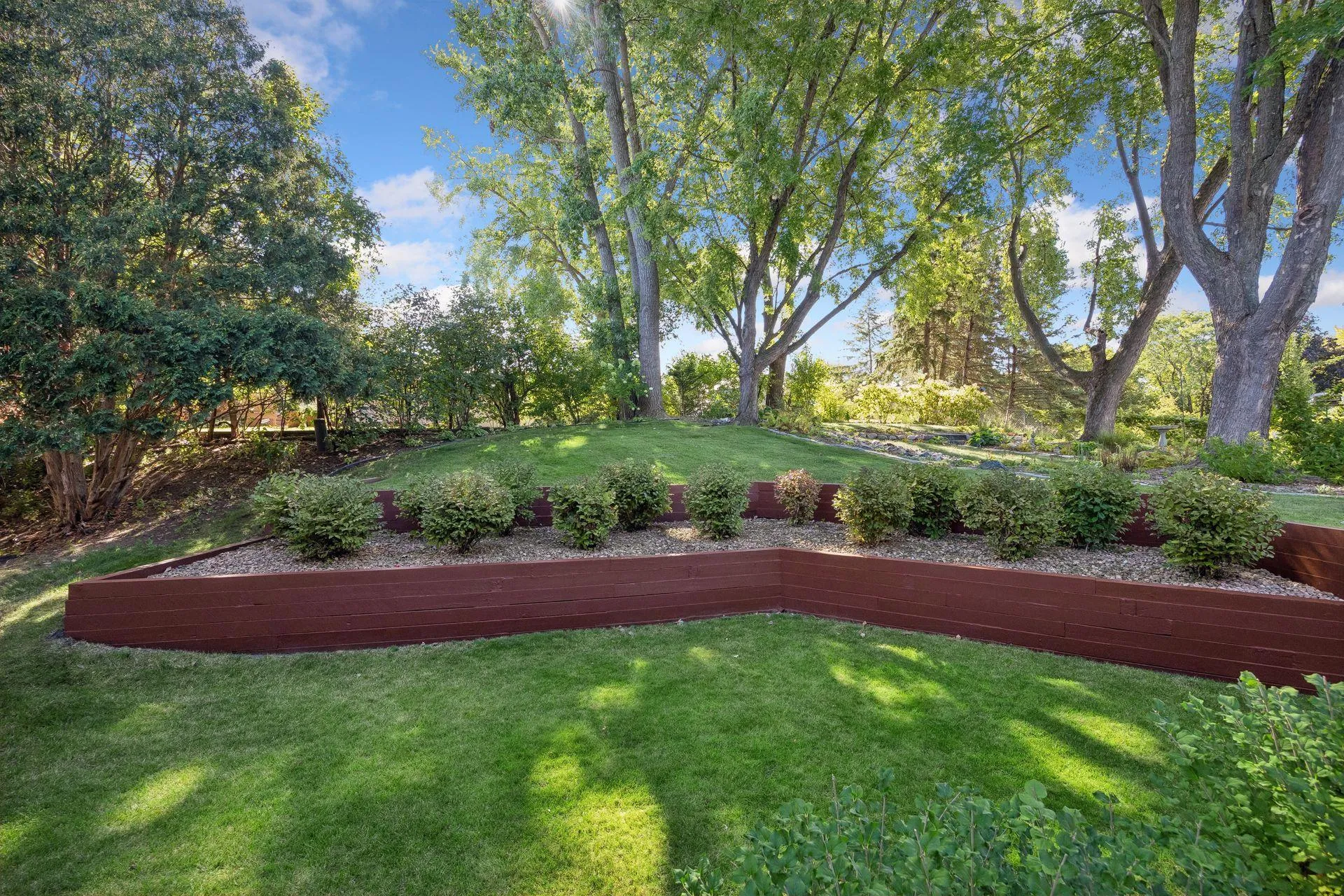 Photo 5 of 10001 Chowen S Avenue