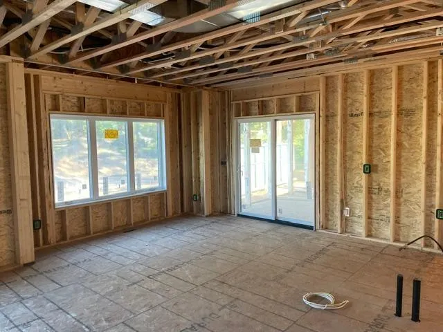 Photo 13 of 1130 Griffin Avenue