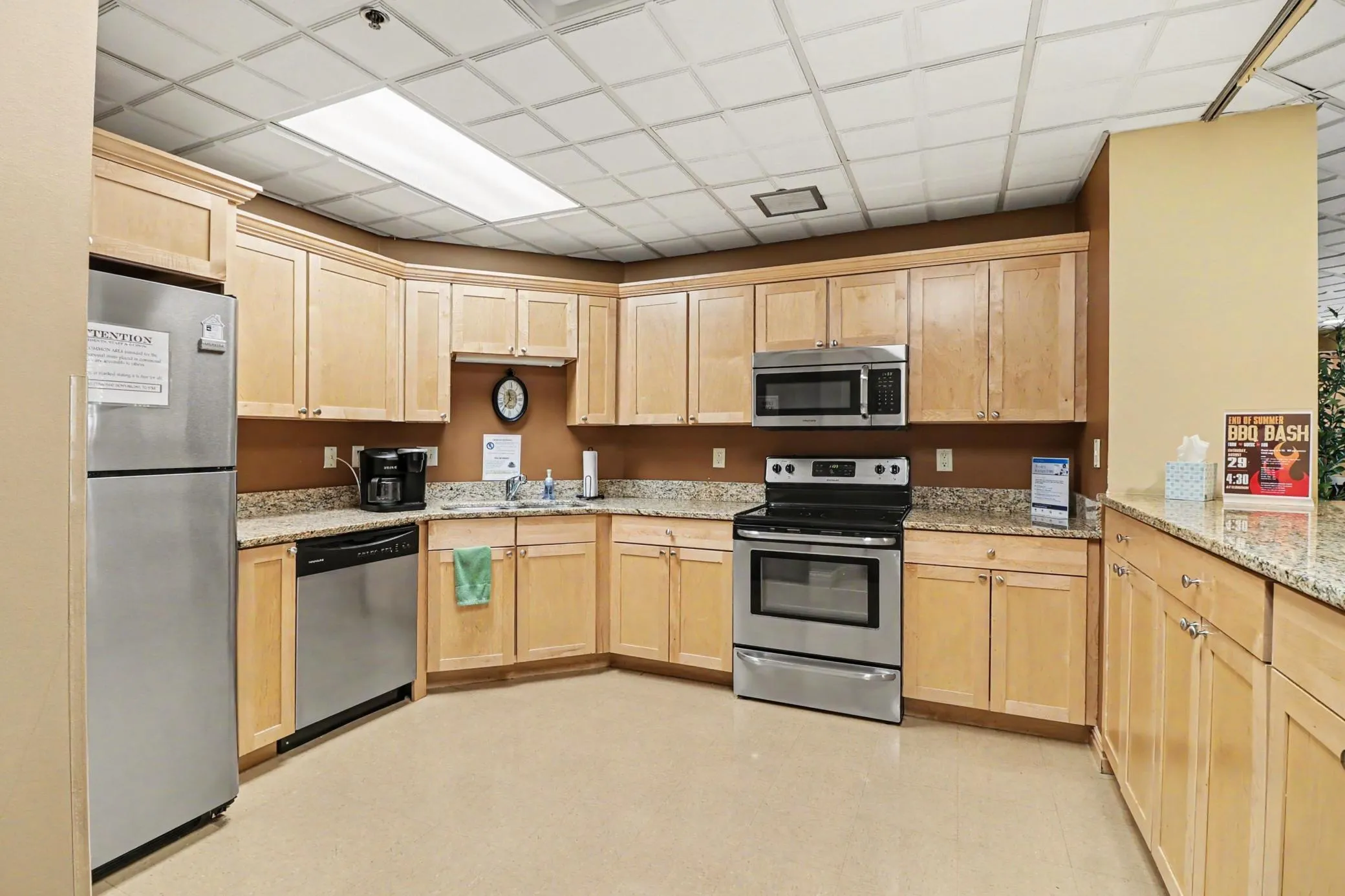 Photo 18 of 6500 Woodlake Drive Unit 506