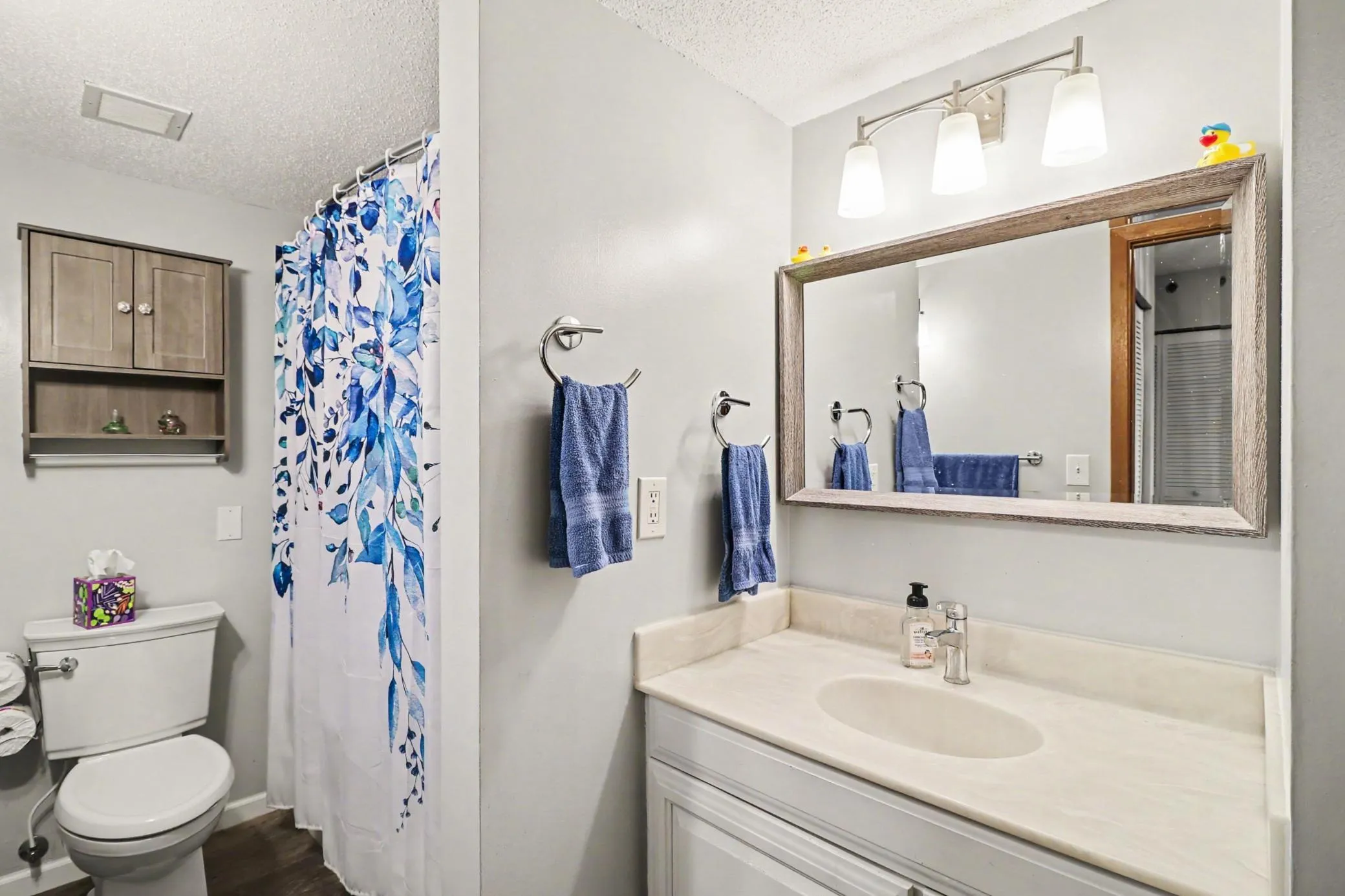 Photo 12 of 6500 Woodlake Drive Unit 506