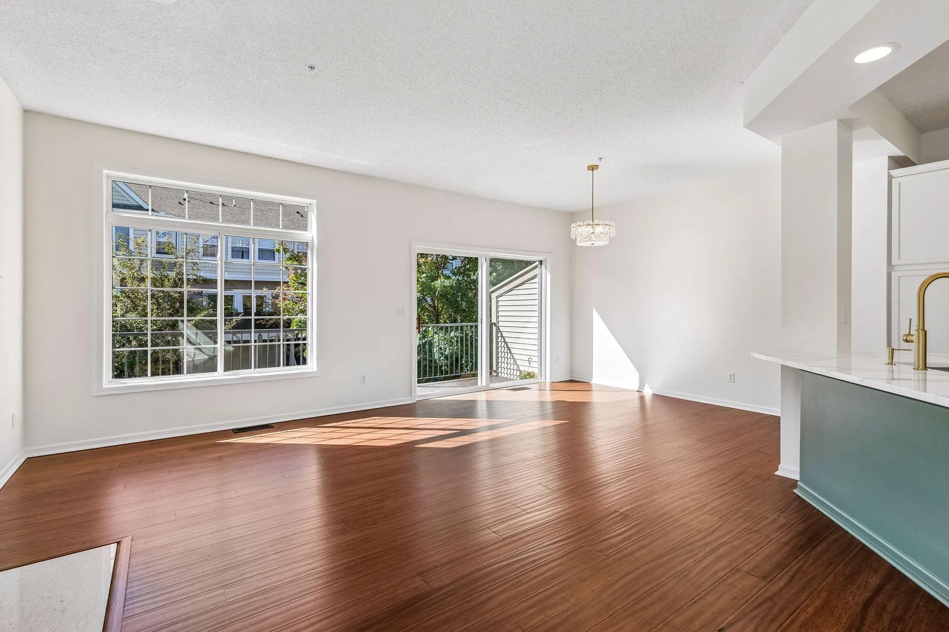 Photo 10 of 7614 Southridge Lane