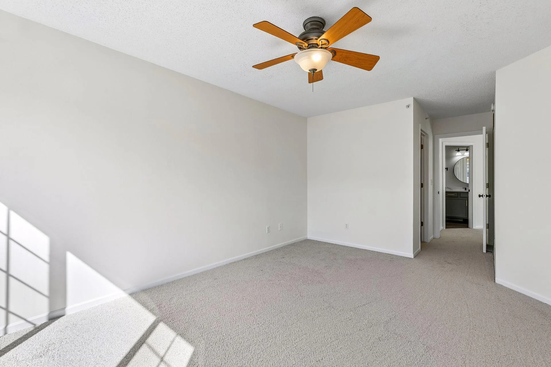 Photo 31 of 7614 Southridge Lane