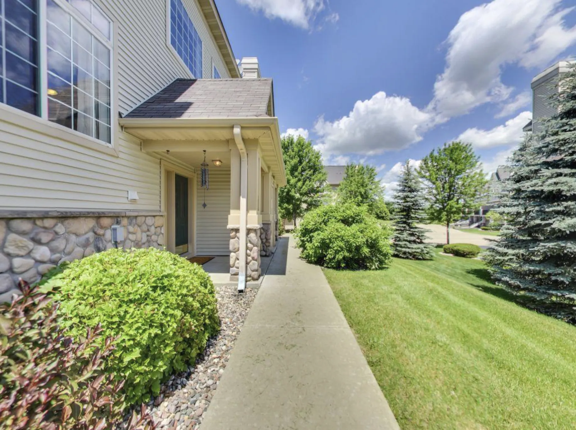 Photo 40 of 7614 Southridge Lane