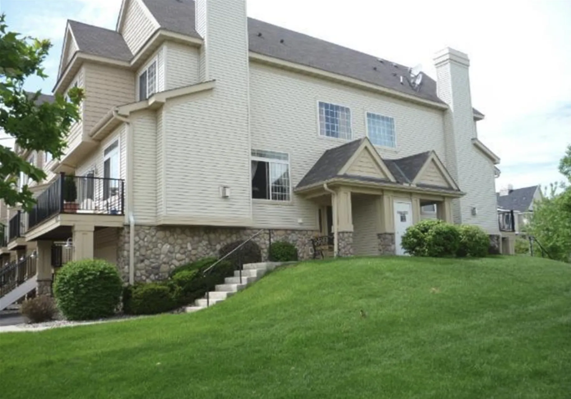 Photo 36 of 7614 Southridge Lane