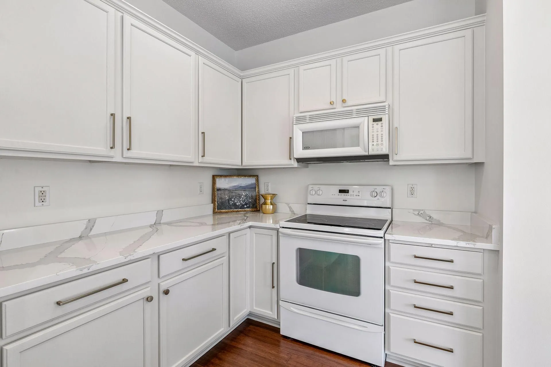 Photo 18 of 7614 Southridge Lane