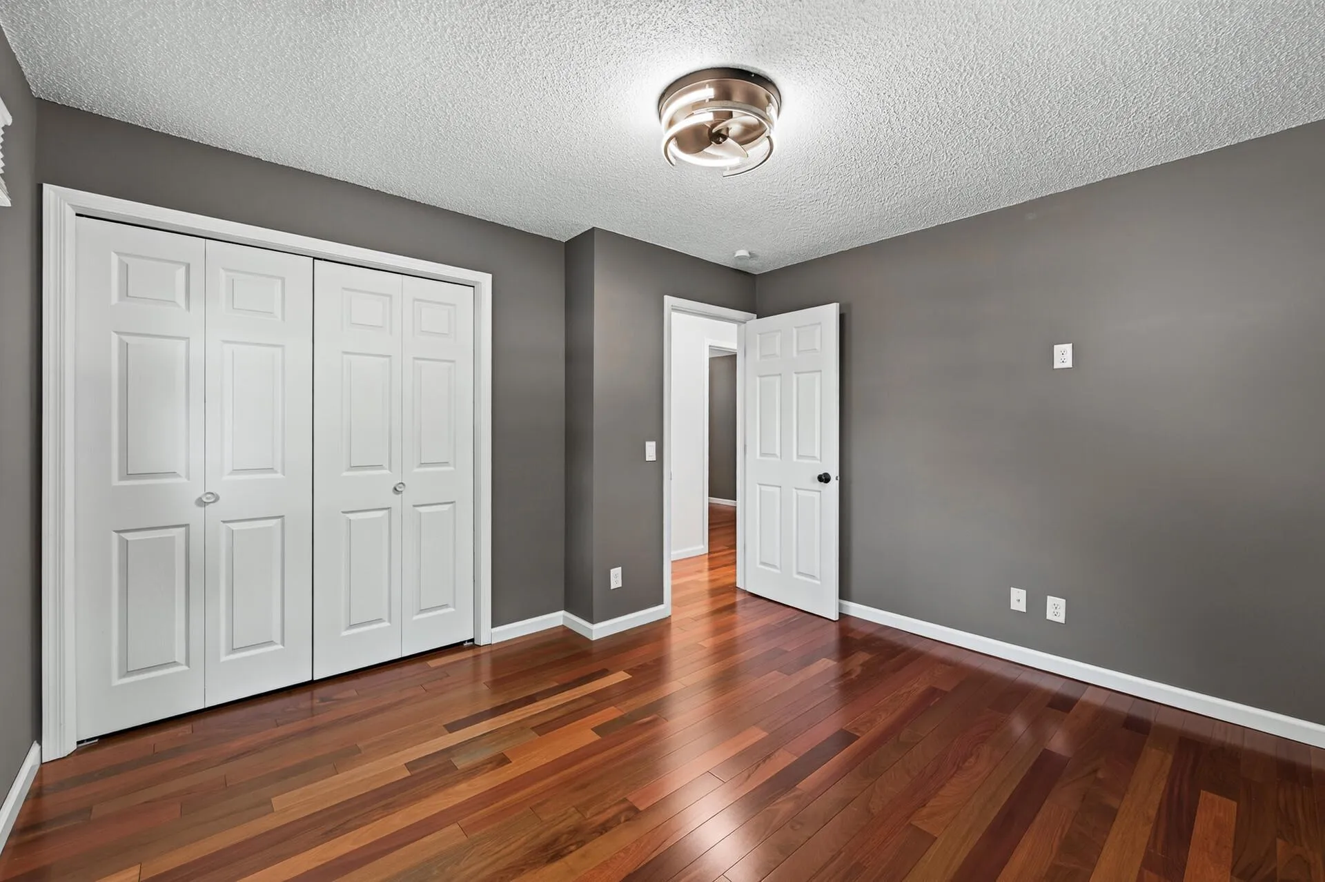 Photo 11 of 2051 Deerwood Ne Lane