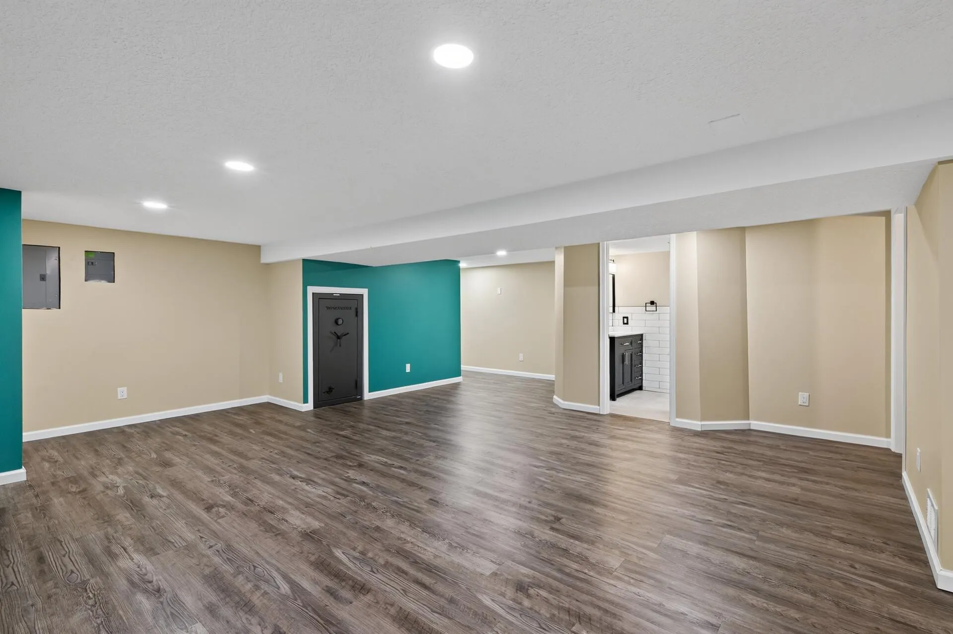 Photo 18 of 2051 Deerwood Ne Lane