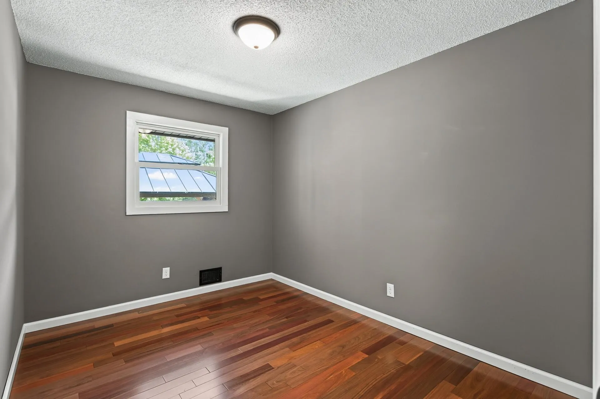Photo 15 of 2051 Deerwood Ne Lane