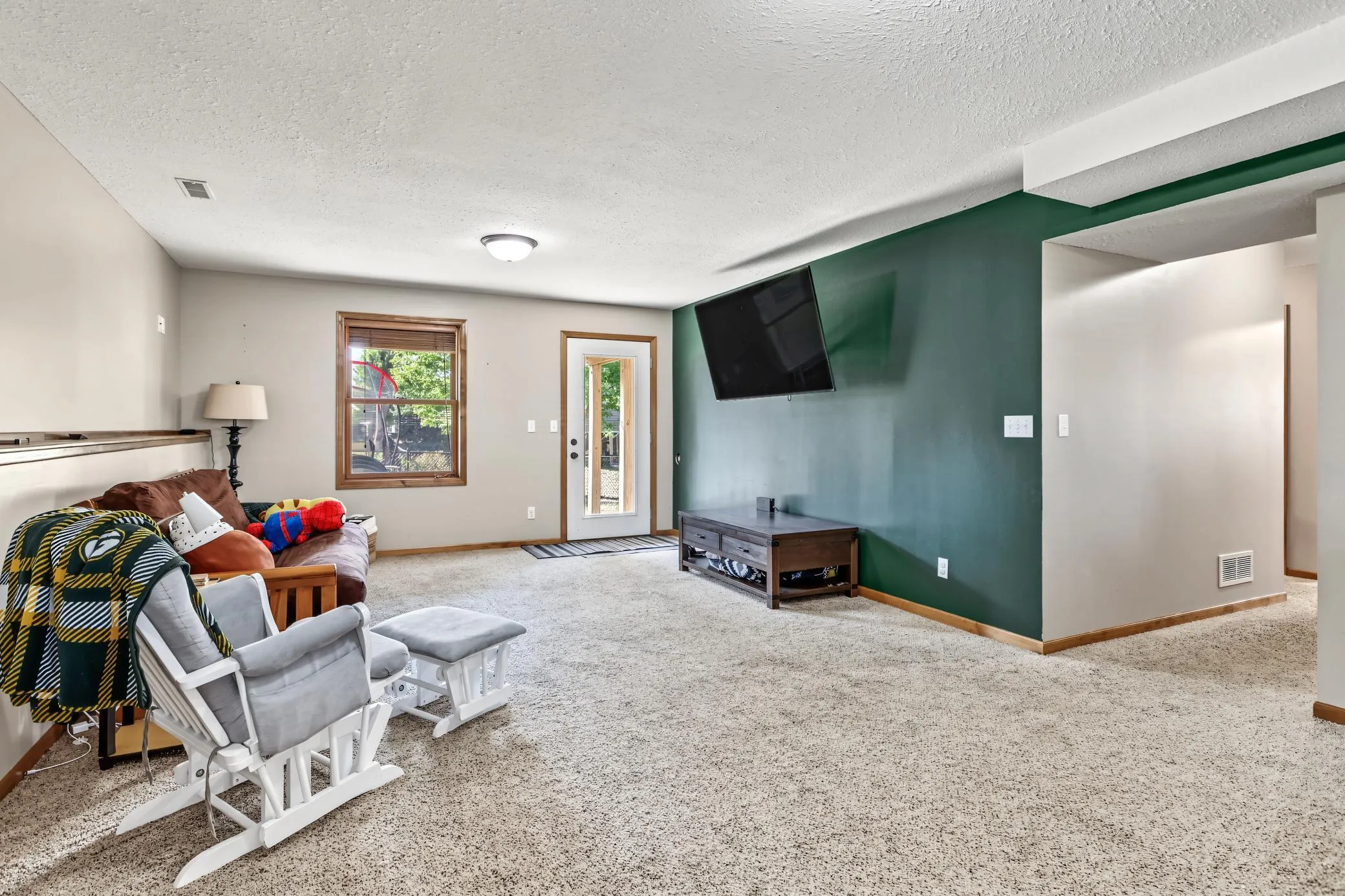 Photo 20 of 43 Nicholas Way