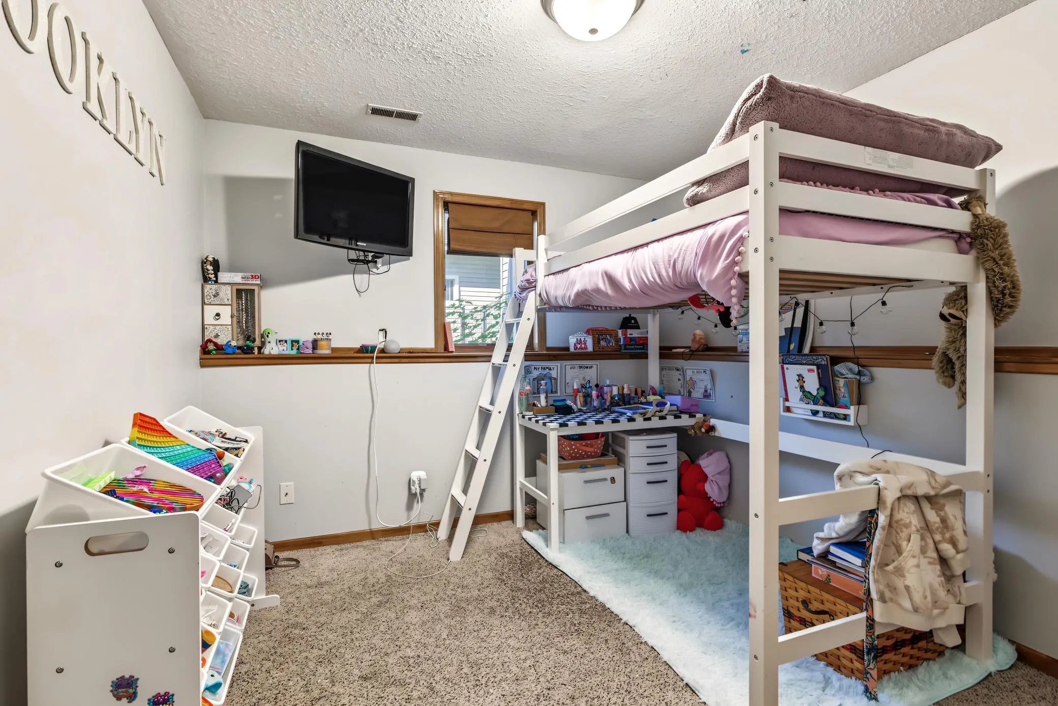 Photo 18 of 43 Nicholas Way