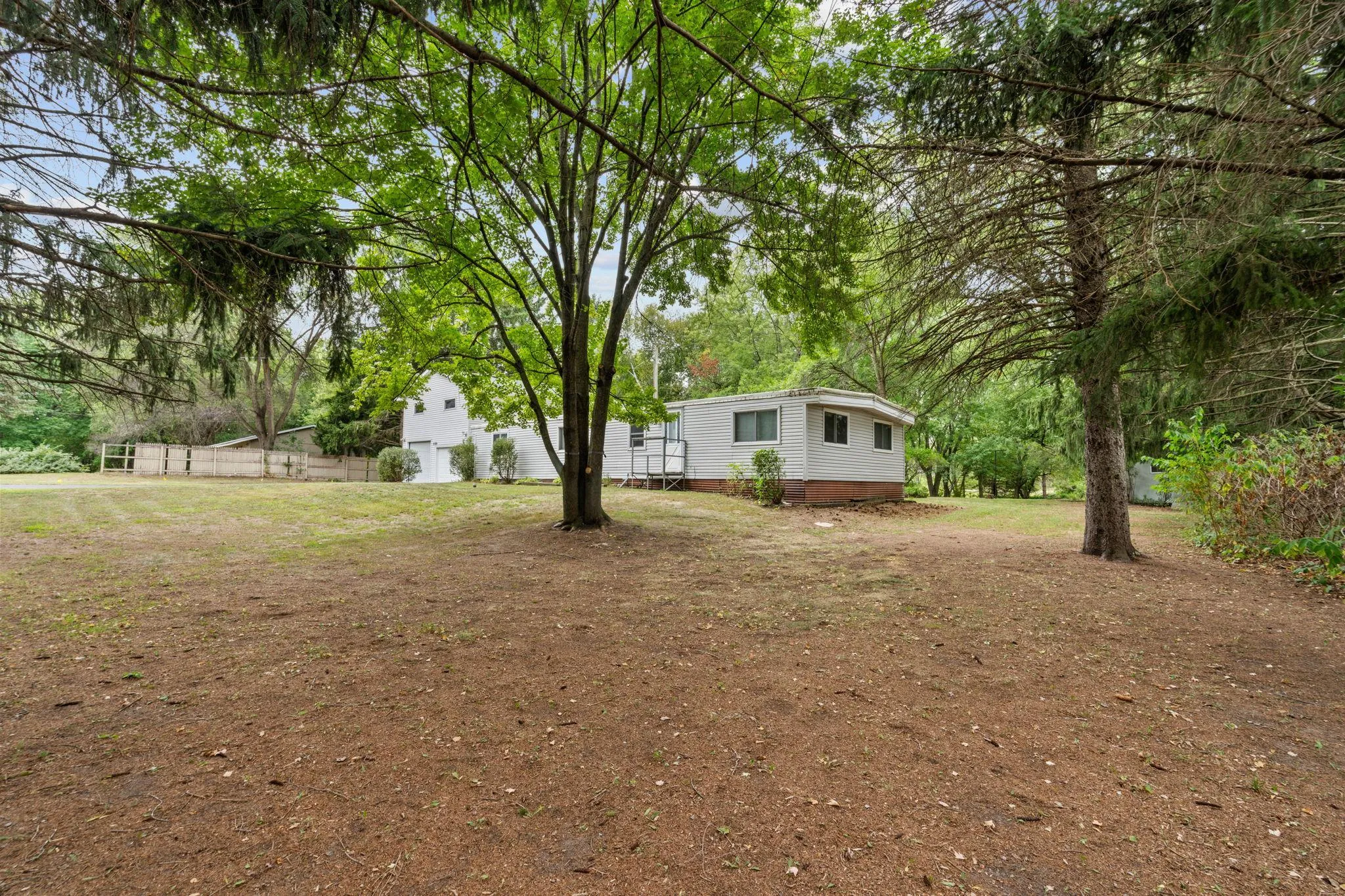 Photo 8 of 8389 Odell Ne Avenue