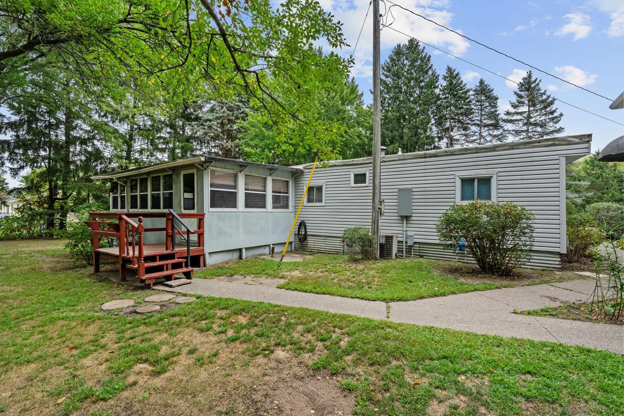 Photo 11 of 8389 Odell Ne Avenue
