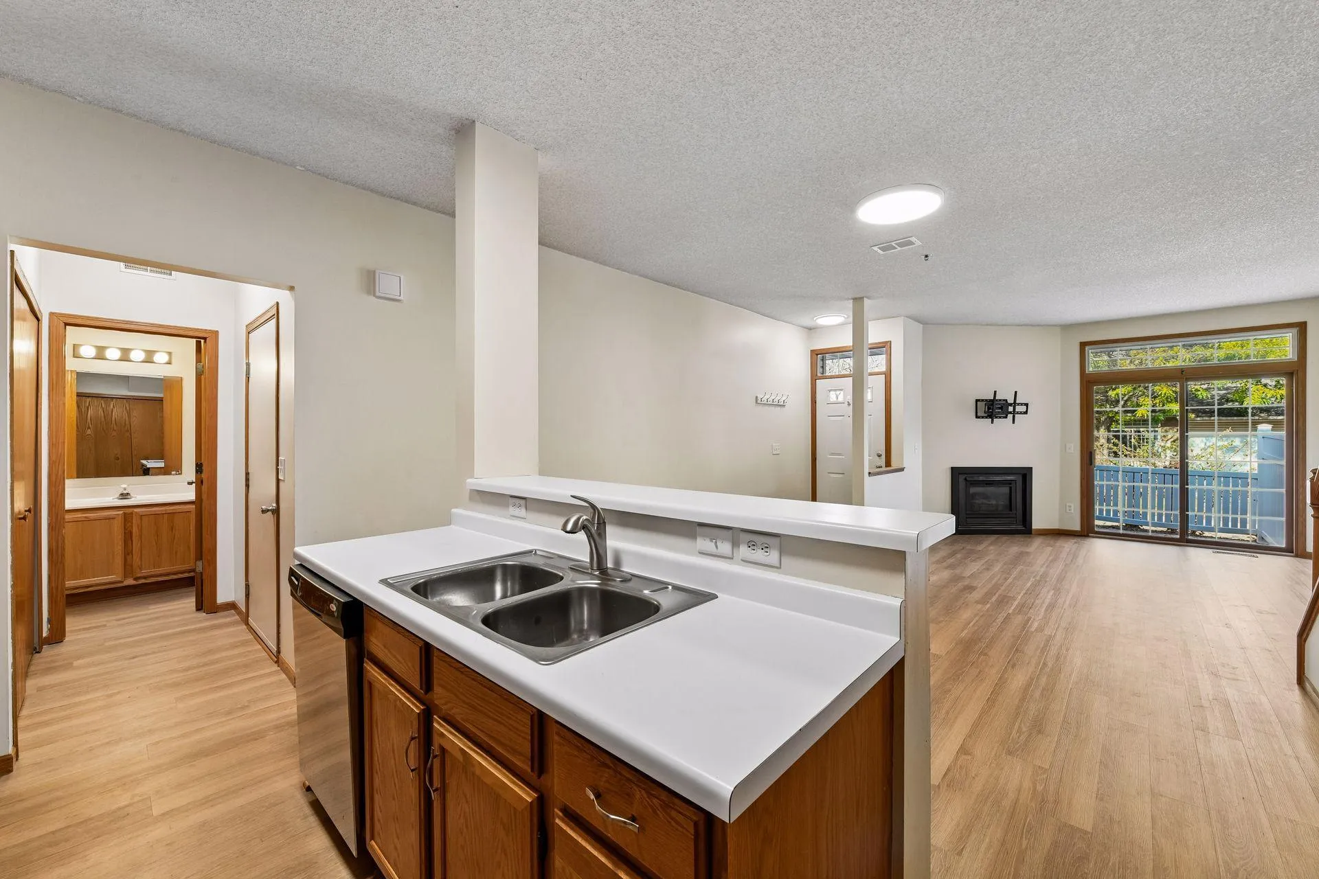 Photo 21 of 13511 Carmody Drive