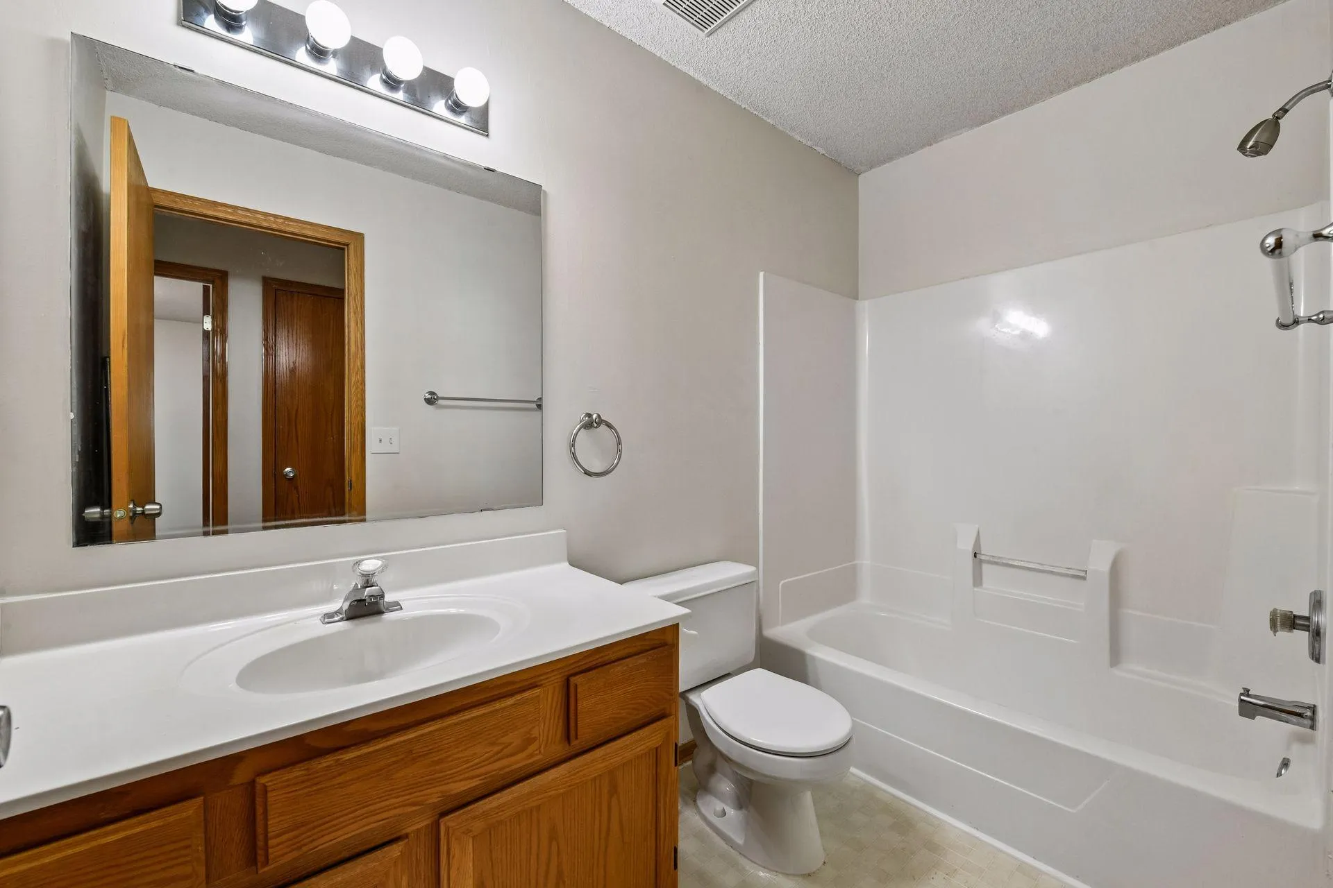 Photo 36 of 13511 Carmody Drive