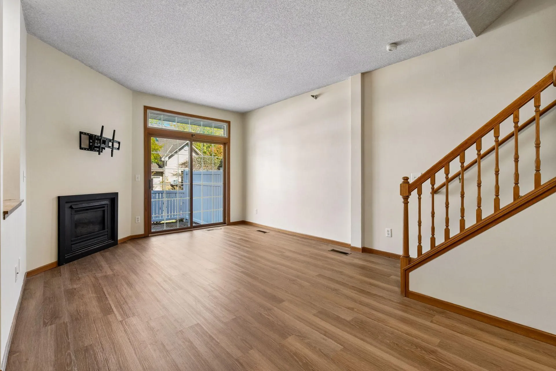 Photo 6 of 13511 Carmody Drive