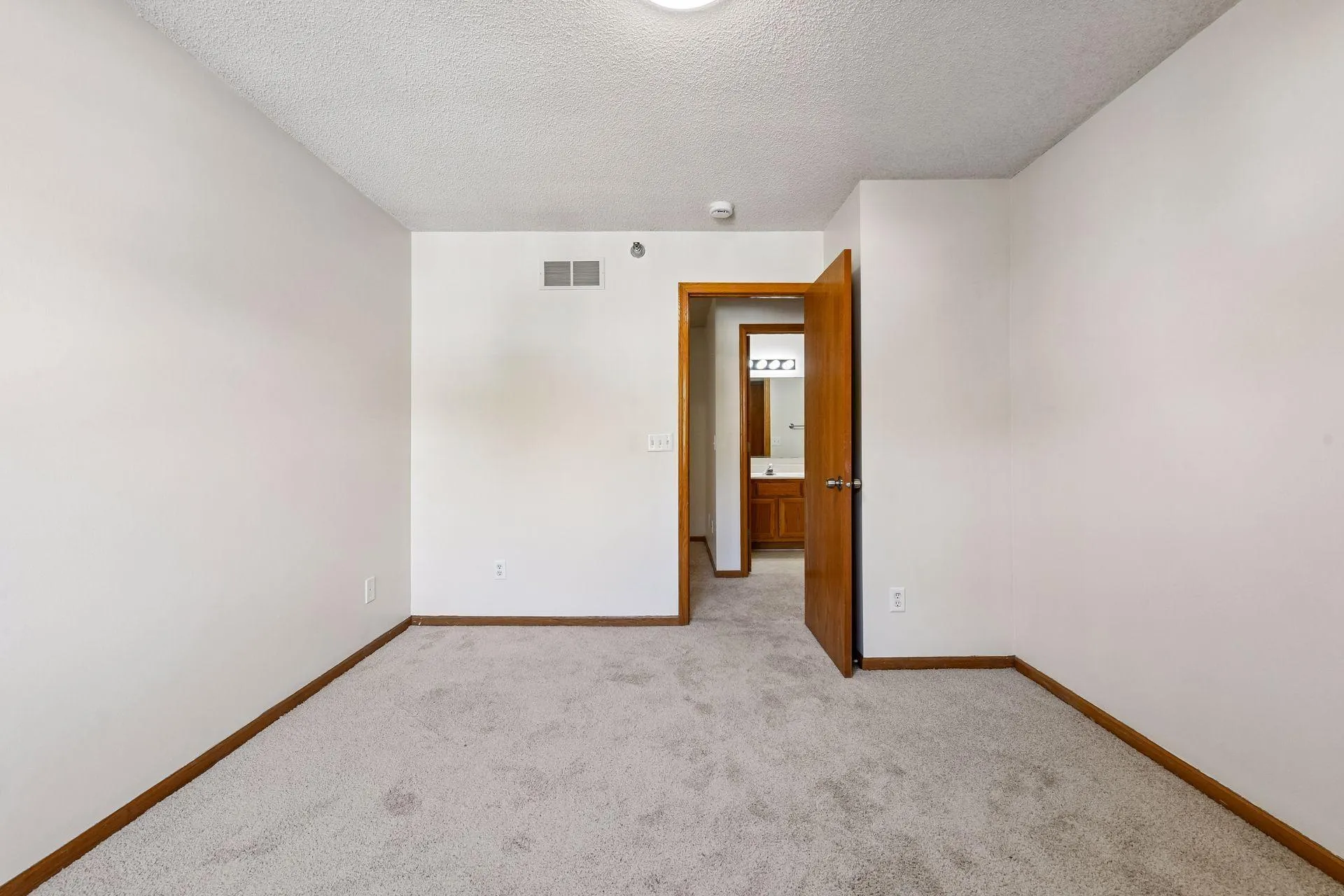 Photo 35 of 13511 Carmody Drive