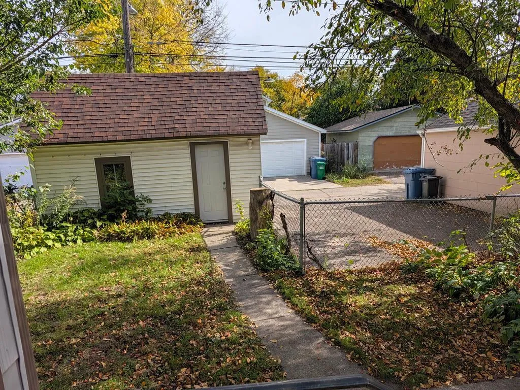 Photo 6 of 743 Fillmore Ne Street