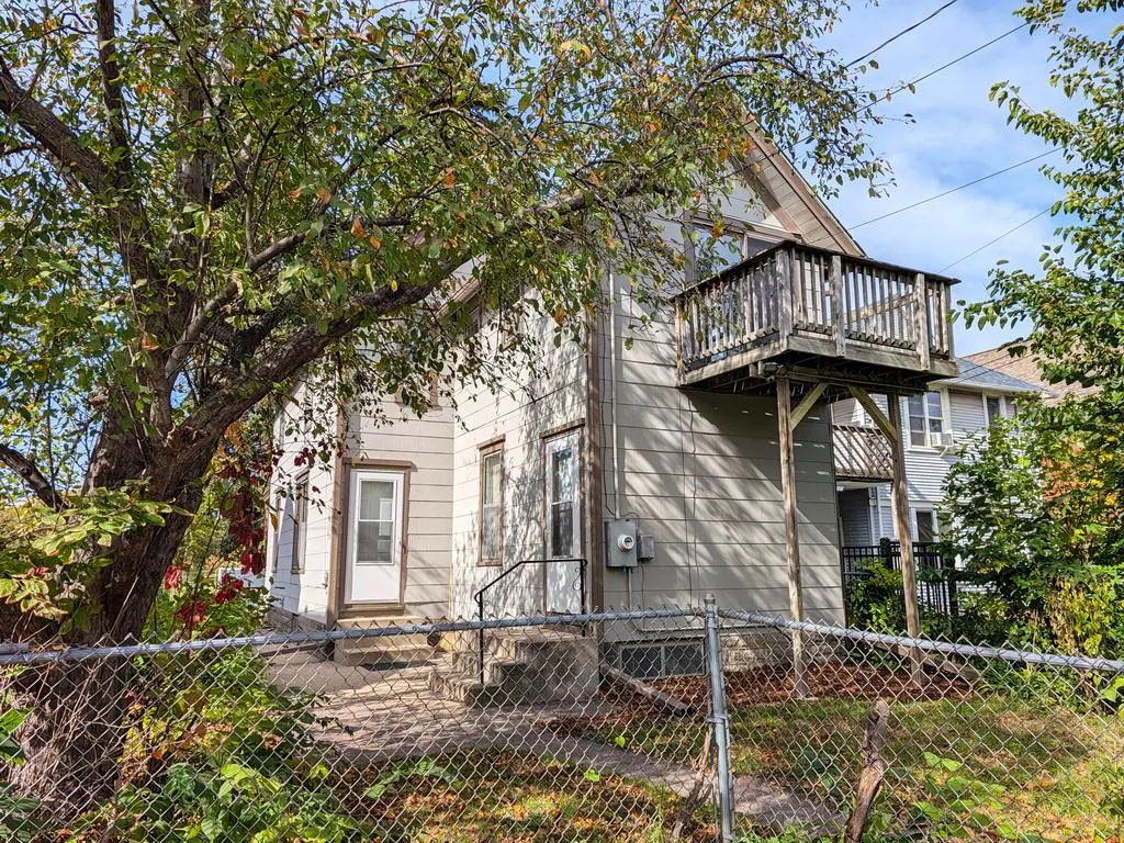 Photo 8 of 743 Fillmore Ne Street