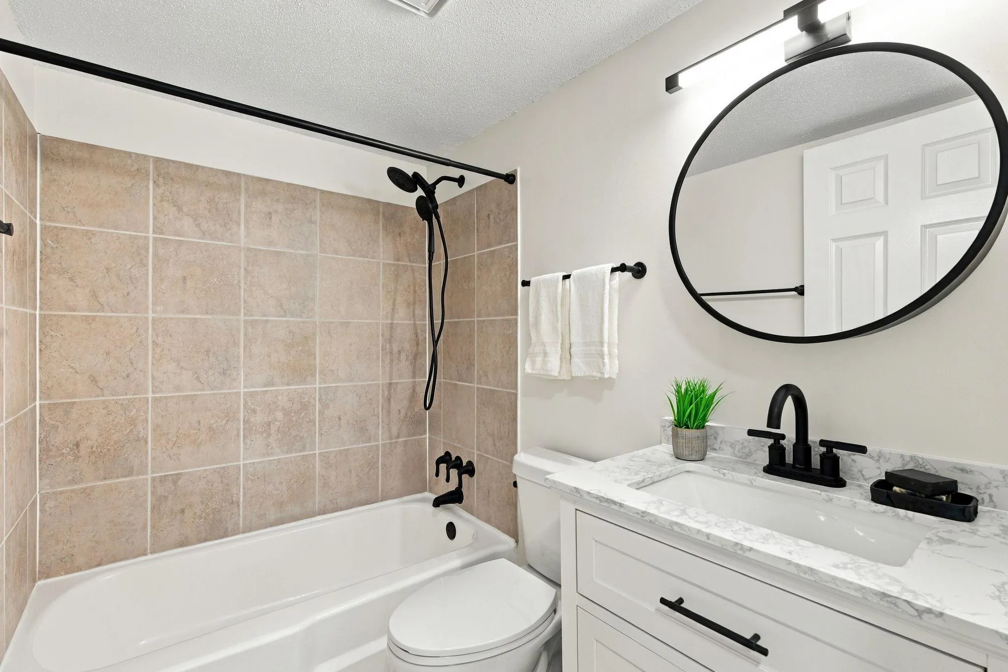 Photo 18 of 329 Geneva N Avenue Unit 117