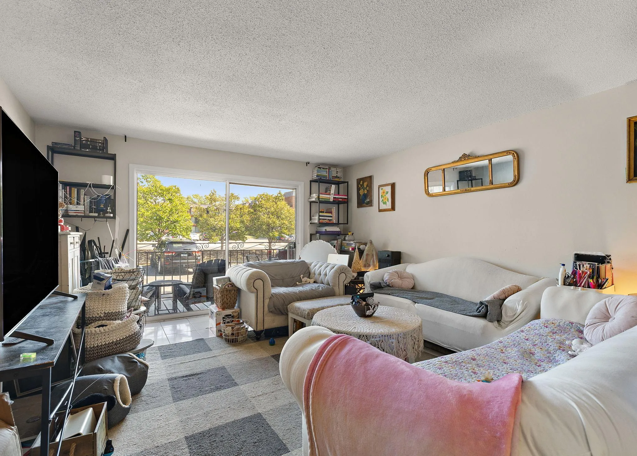 Photo 16 of 4100 Parklawn Avenue Unit 109